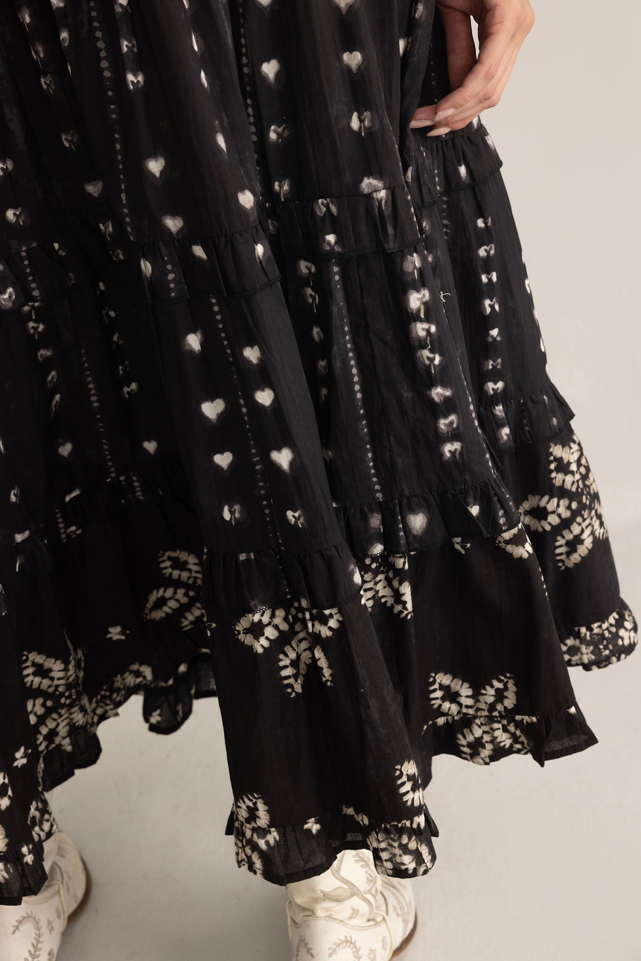 Clover Noir Cotton Skirt Ink Black