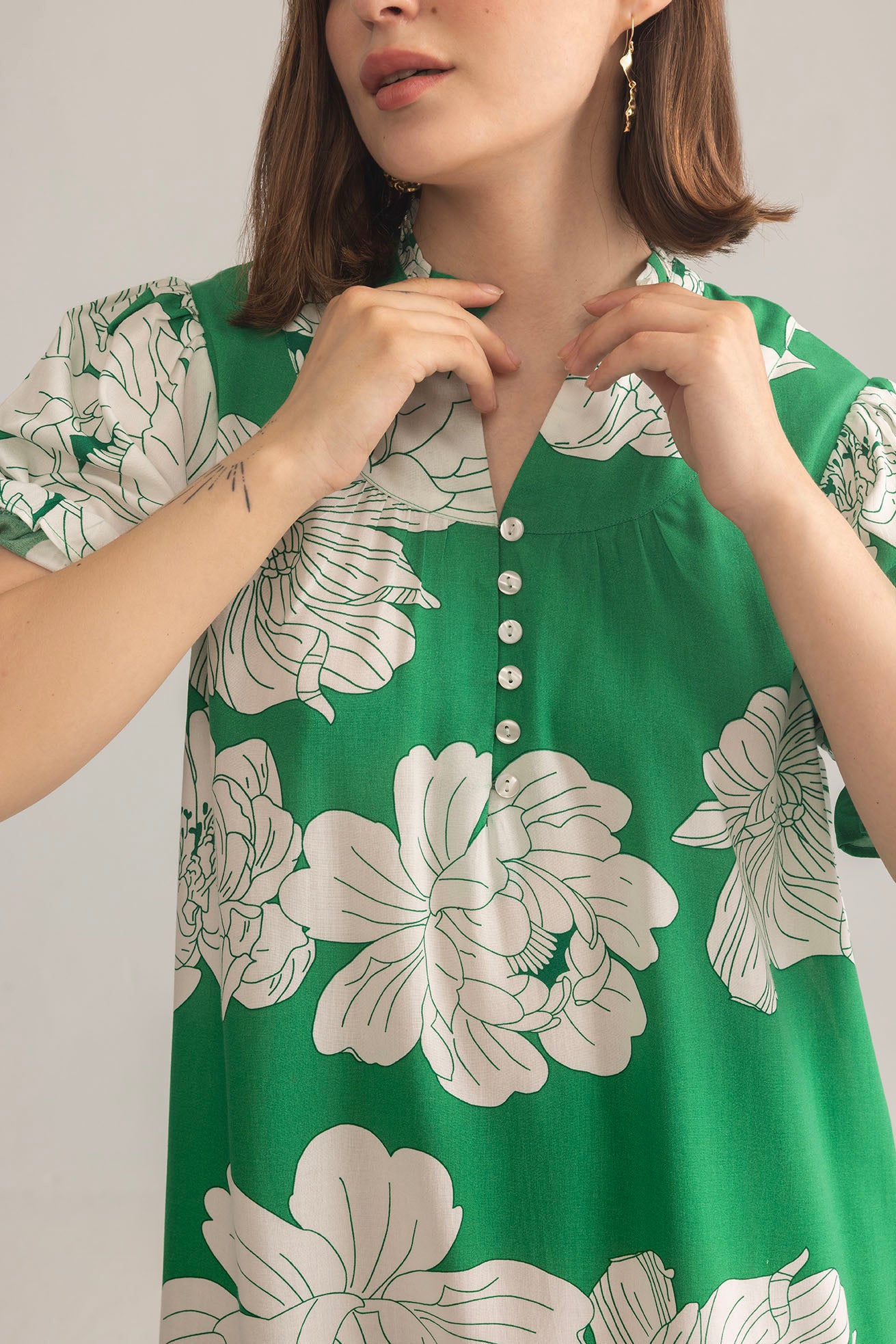 Minted Bloom Mini Dress in Green Daisy