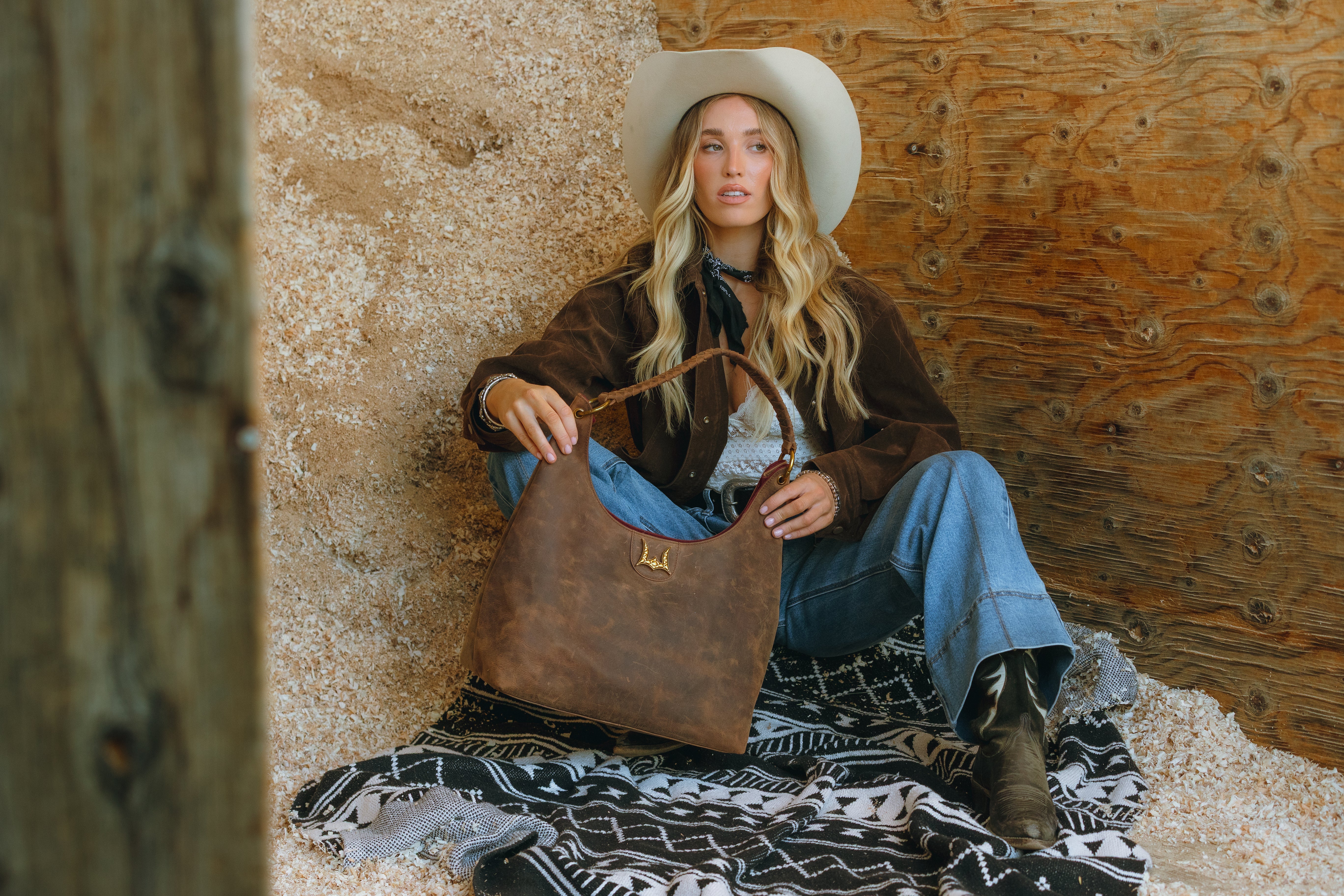 Lw Large Purse In In Brunette Leather