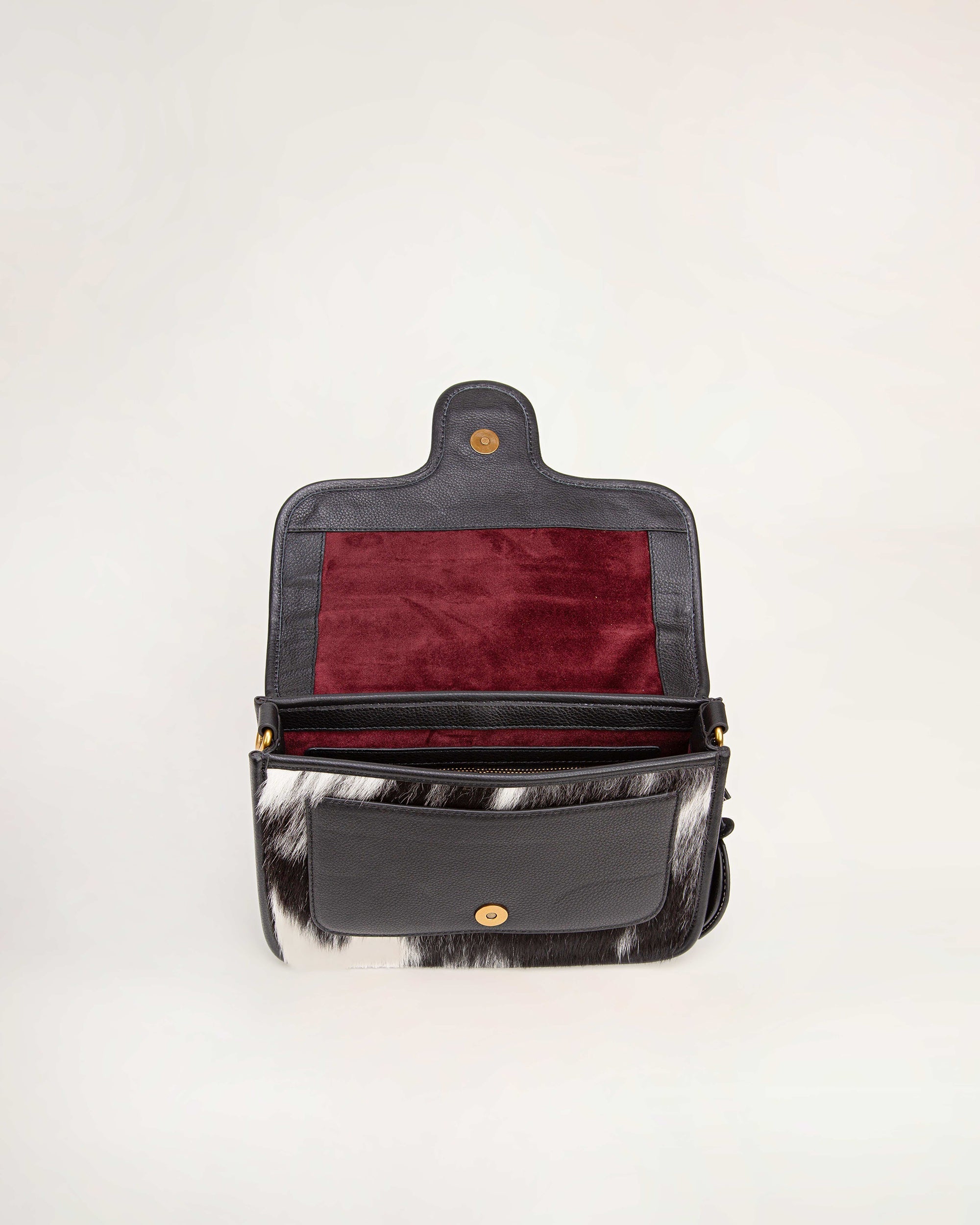 Shell Medium Purse Black And White