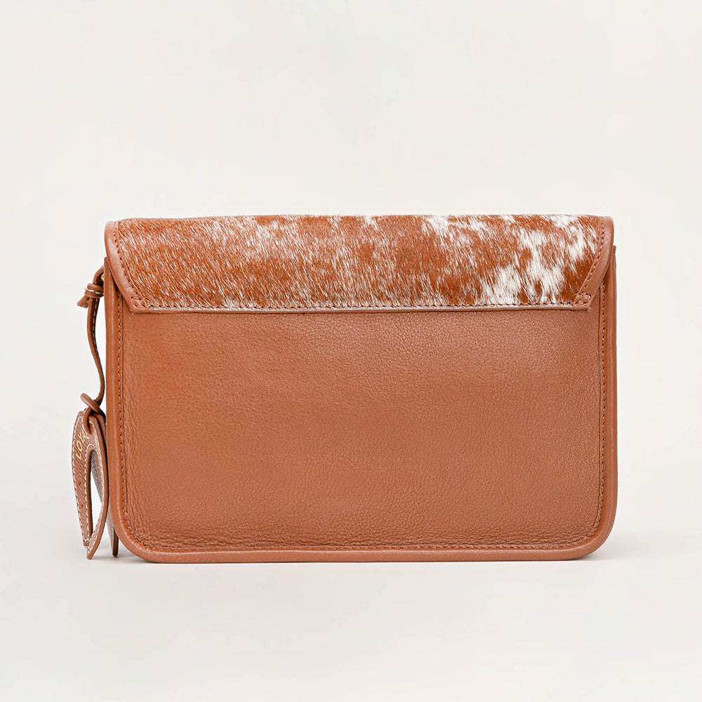 Shell Medium Purse Brown And White