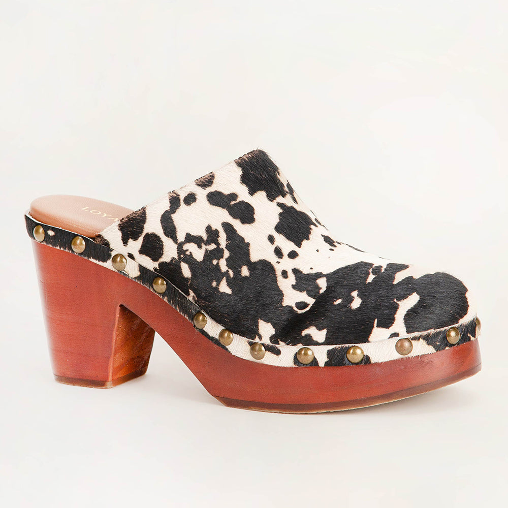 Carlotta Trail Clogs Black And White Cowhide