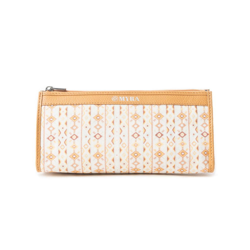 Buena Mia Multi-Pouch Bag In Off White