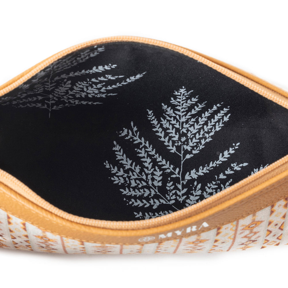 Buena Mia Multi-Pouch Bag In Off White