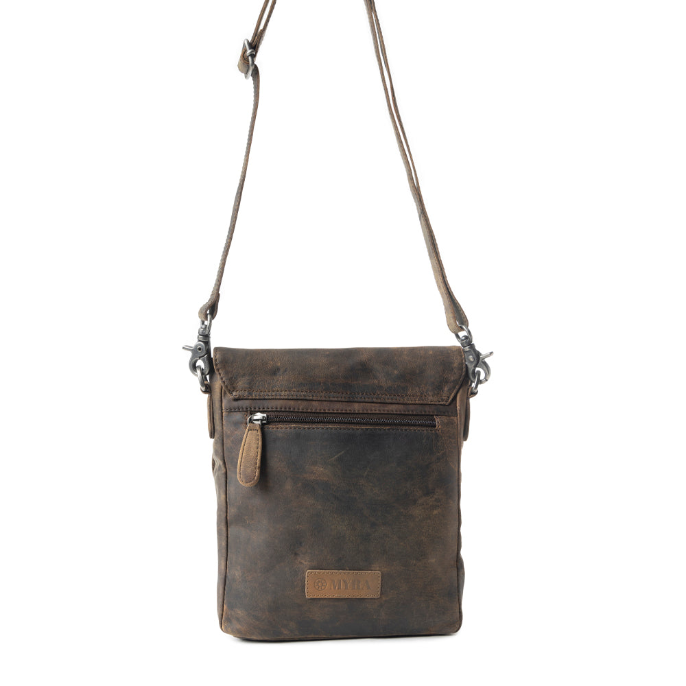 Mountain Heights Messenger Bag In Dark Brown