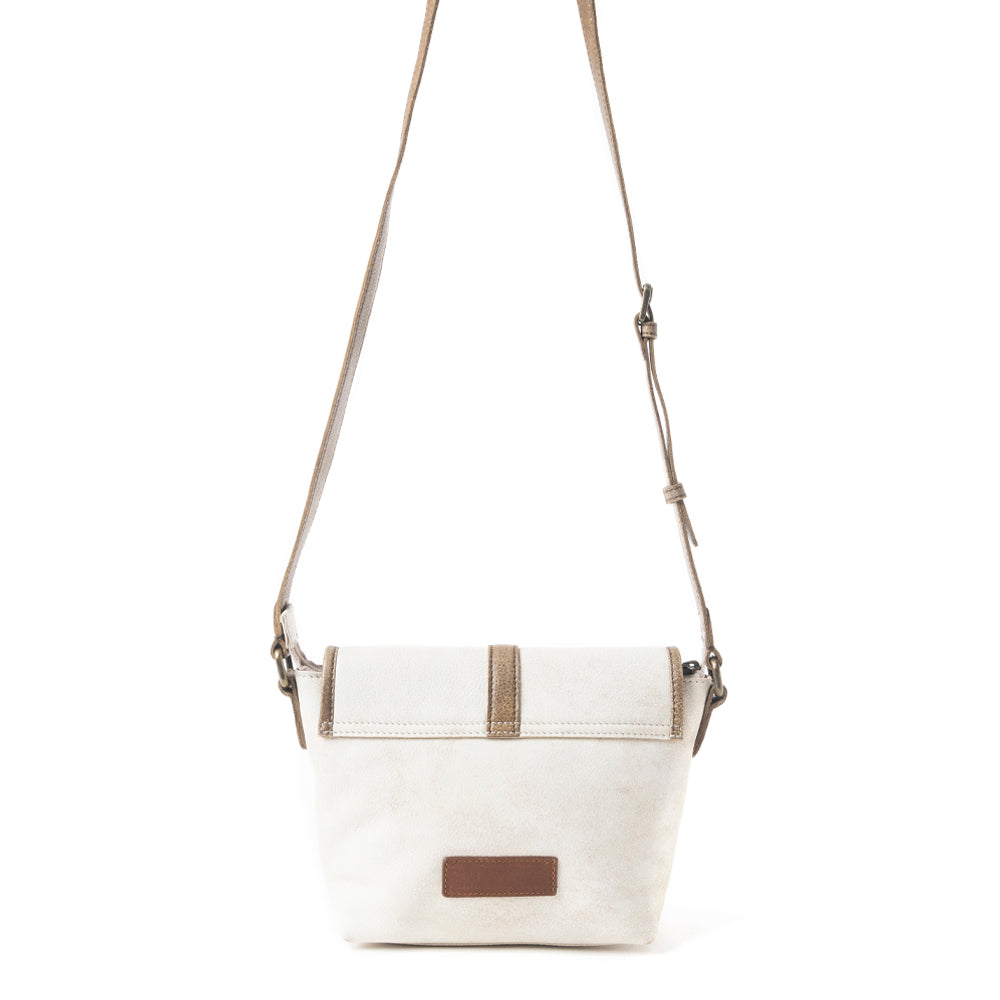 Kellington Ranch Crossbody Bag In Off White
