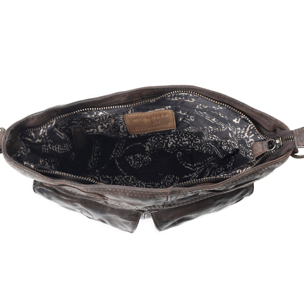 Range Rider Pocket Shoulder Bag In Black