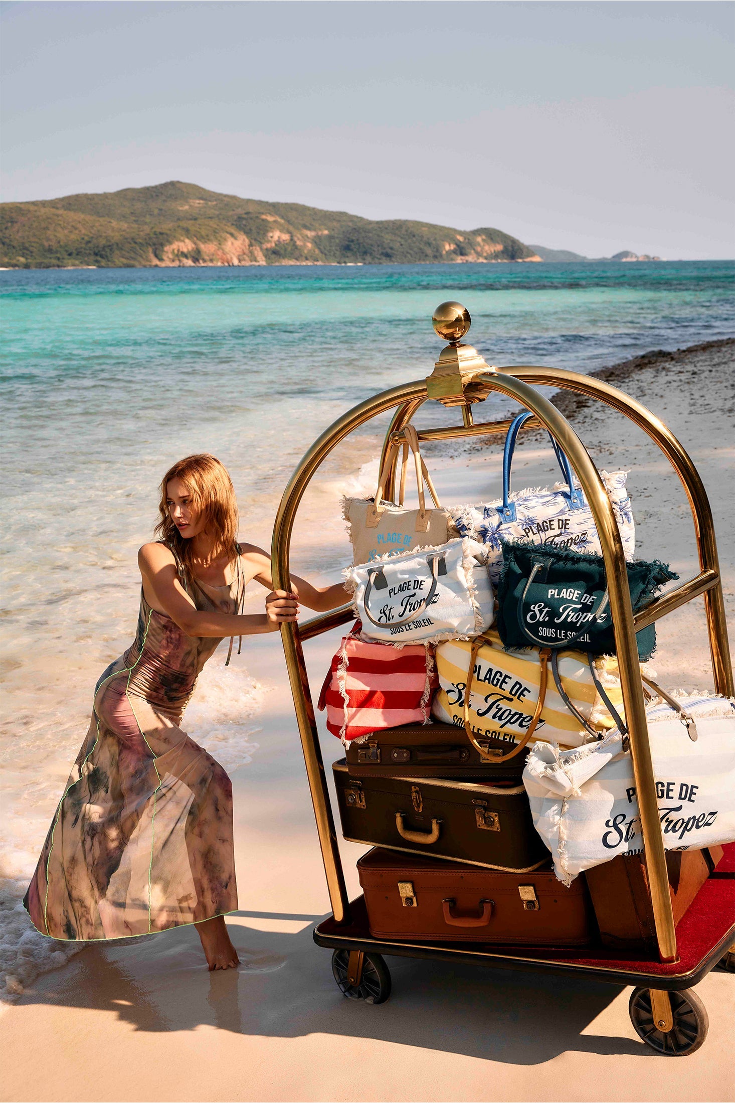 Saint Tropez Weekender Bag In Yellow & White