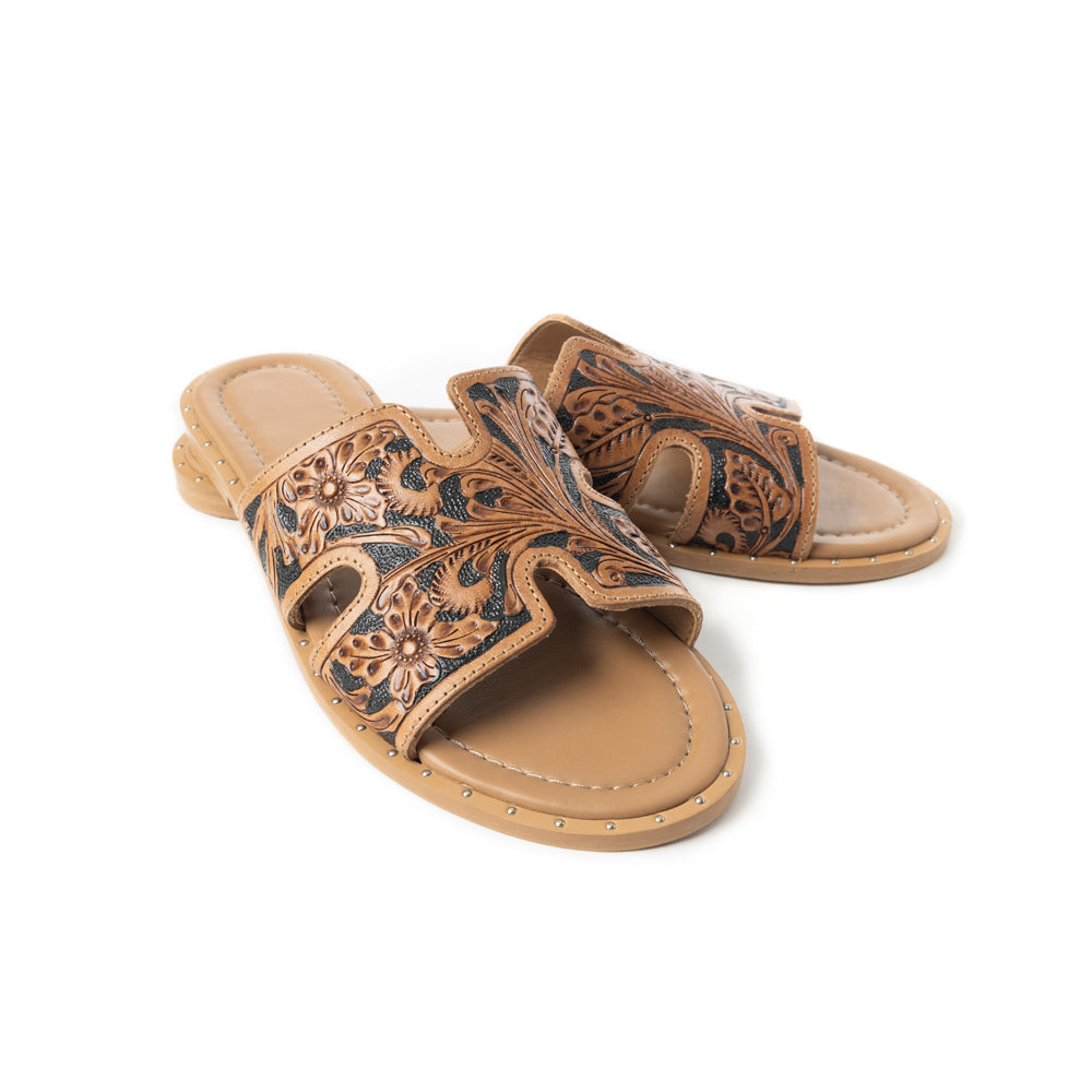 Carmina Anne Sandals In Brown