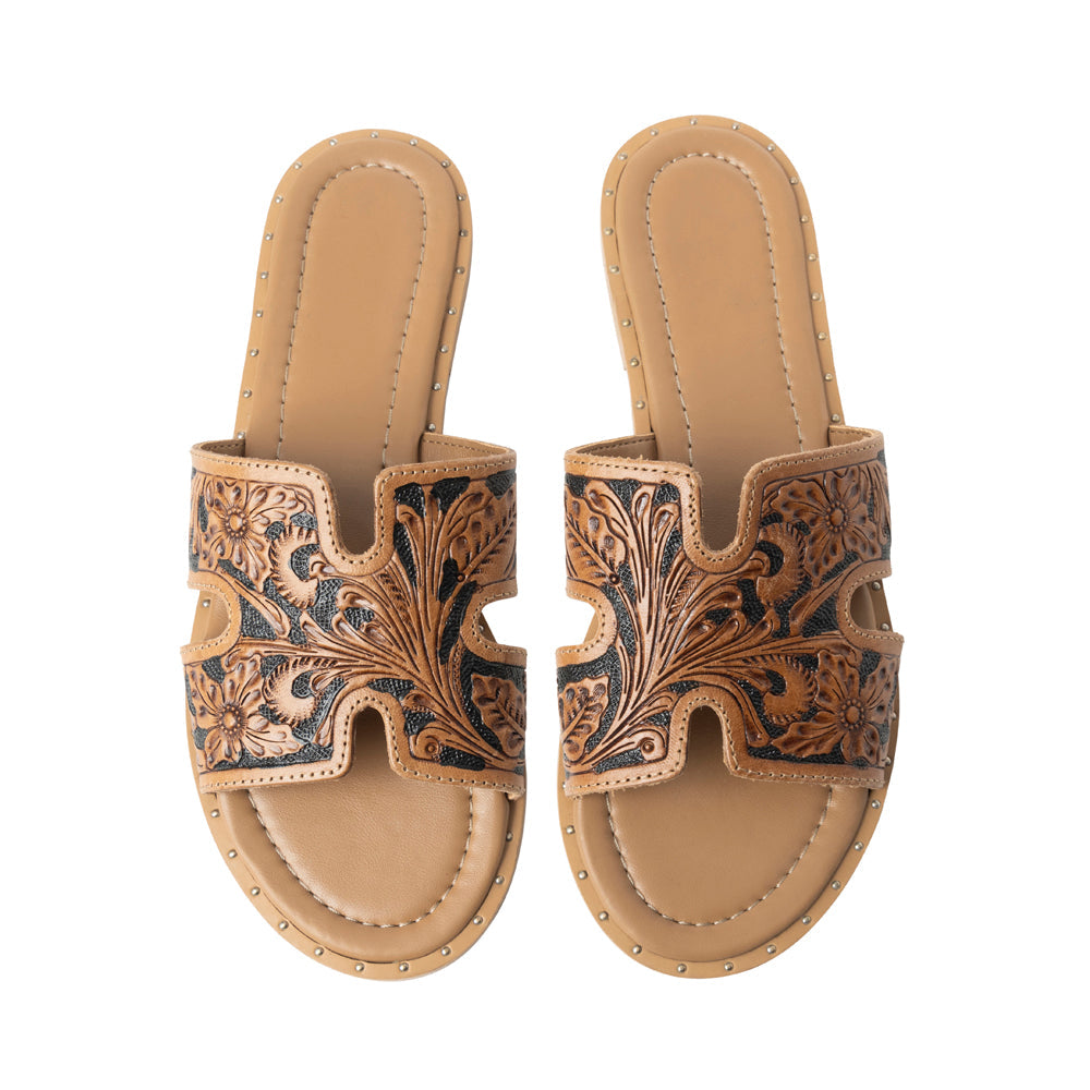 Carmina Anne Sandals In Brown