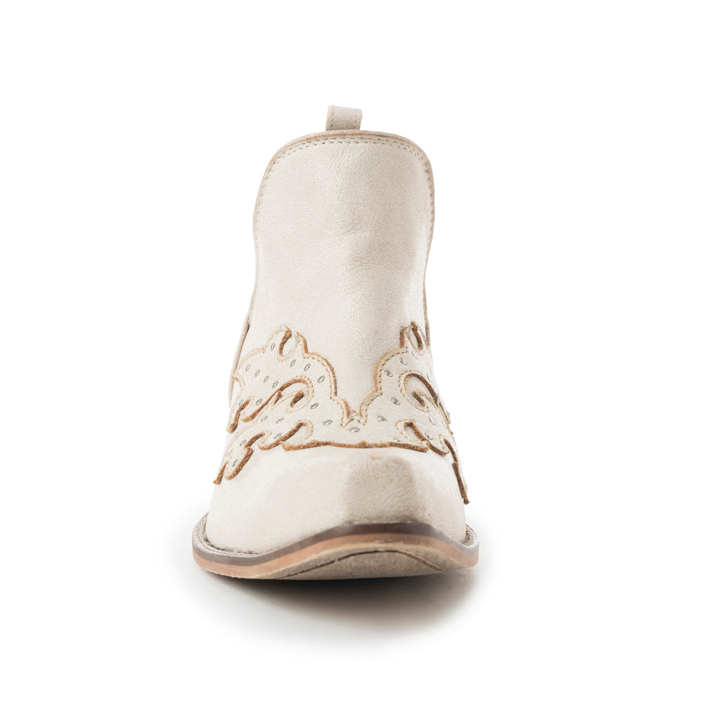 Twin Forks Booties In Crackle White