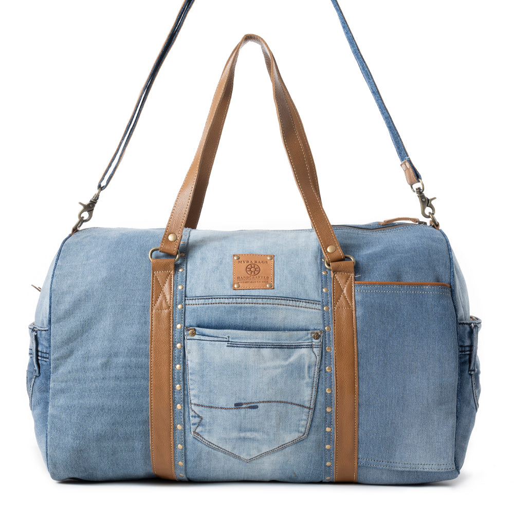 Wildberry Voyager Traveler Bag in Cranberry Denim Blue