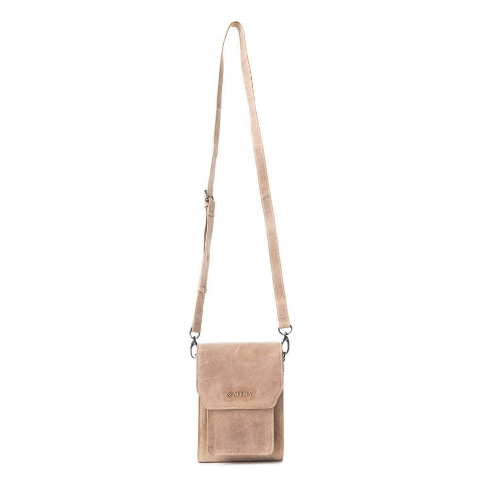 Padrina Trail Leather Bag In Sand