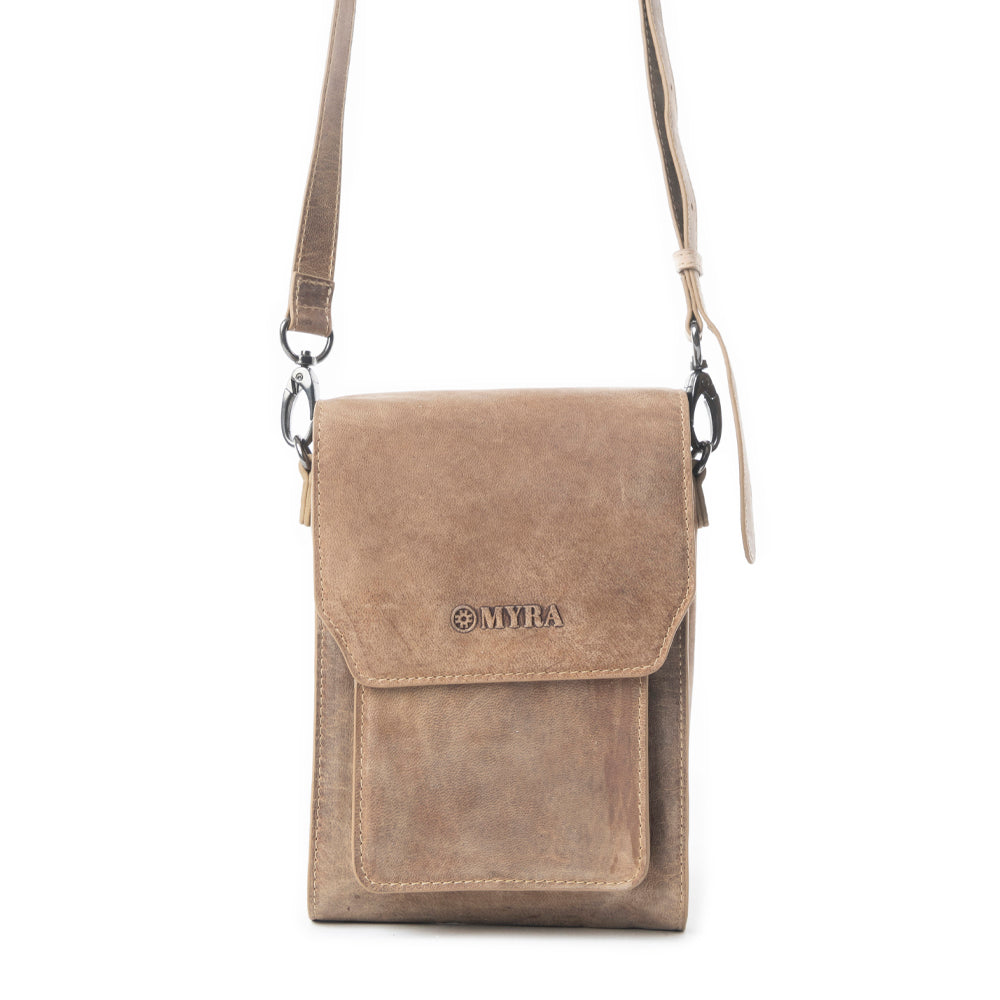 Padrina Trail Leather Bag In Dark Sand