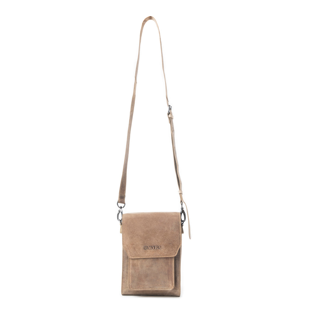 Padrina Trail Leather Bag In Dark Sand