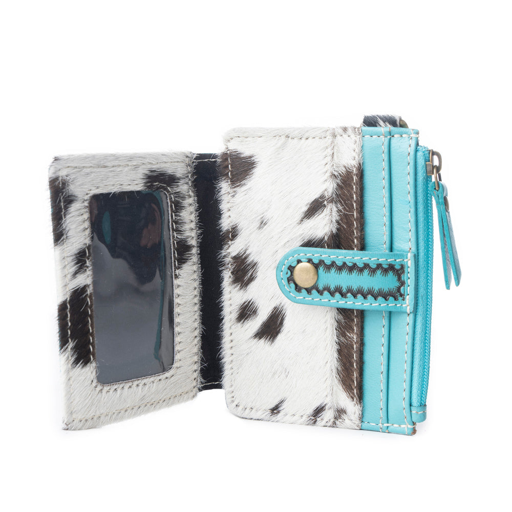 Wildflowers of the Prairie Credit Card Holder In Turquoise