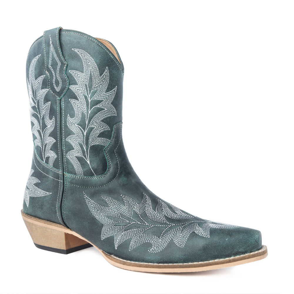 Desert Pearl Ankle Boots in Smoke