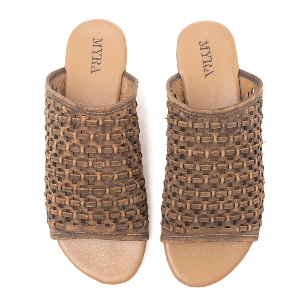 Dawnlace Desert Curve Sandals in Dusty Beige