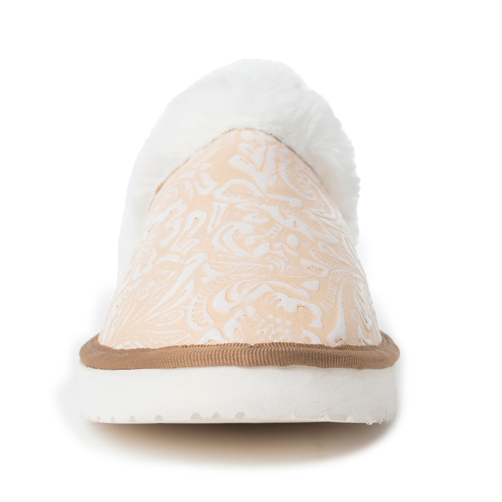 Snowdrift Embossed Leather Slippers in Wintry Beige