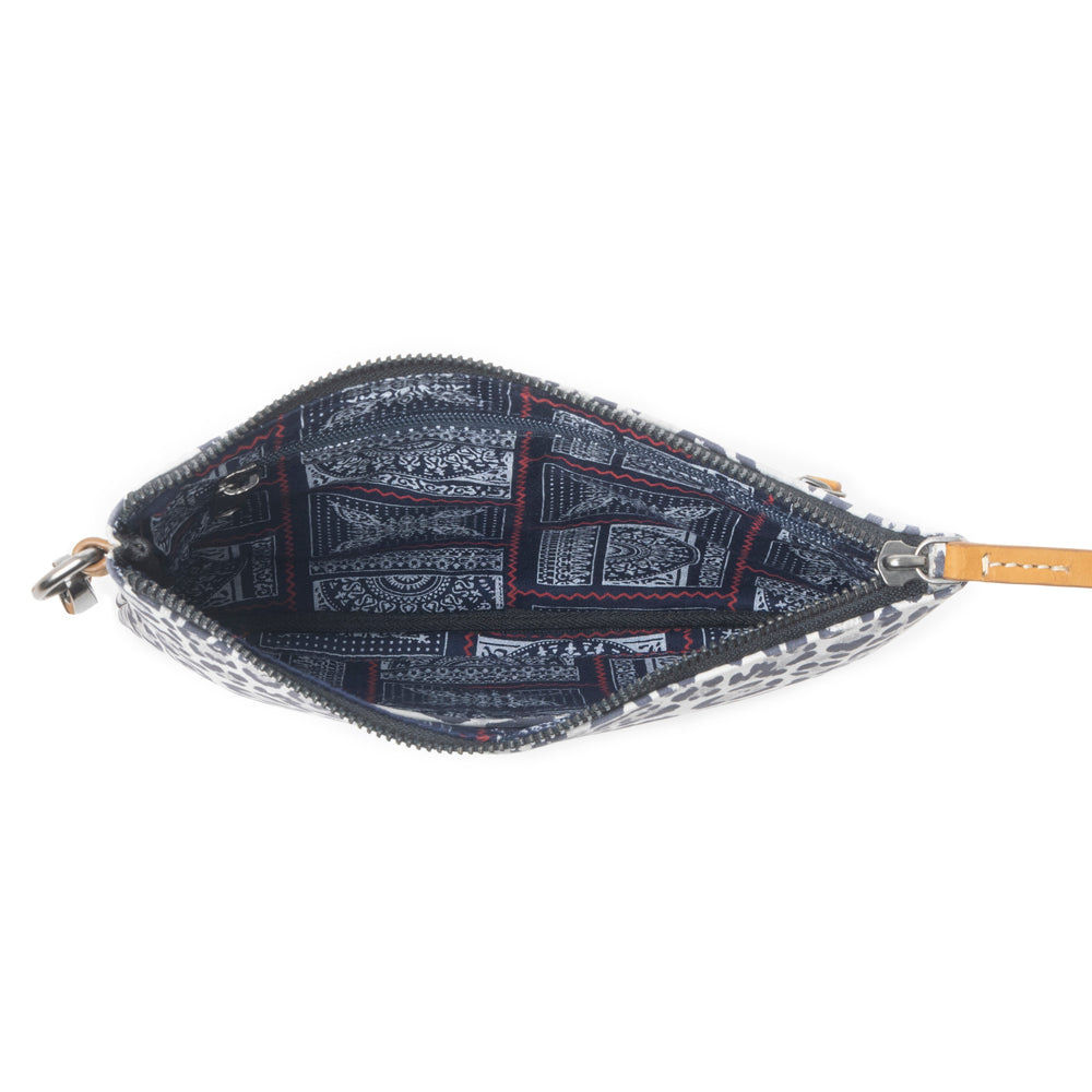 Sable Trail Pouch Bag in Dusty Ivory