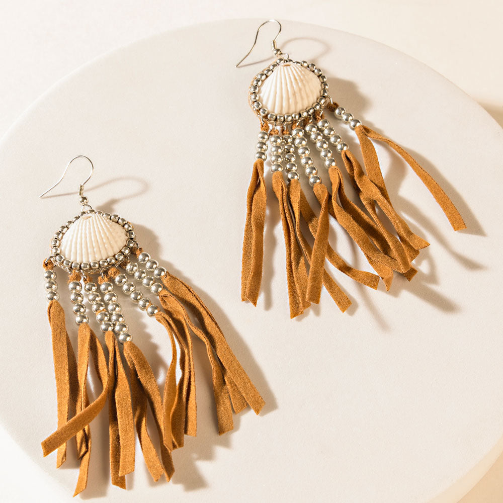 Shell & Saddle Earrings in Rodeo Brown