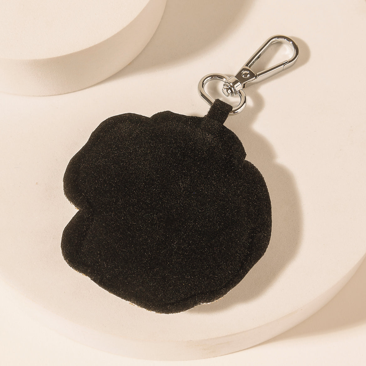 Rebel Rose Keychain in Midnight Noir