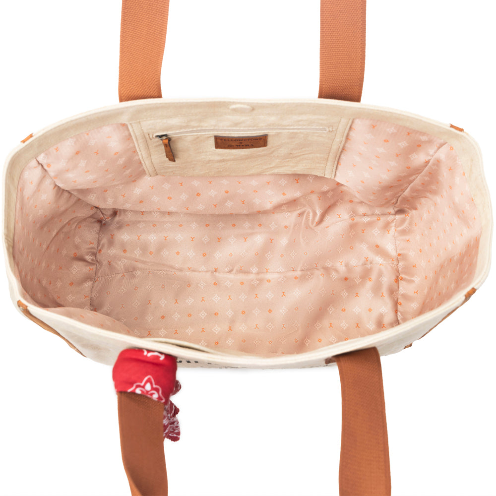 Yellowstone Ivory Creek Weekender Bag with Scarf