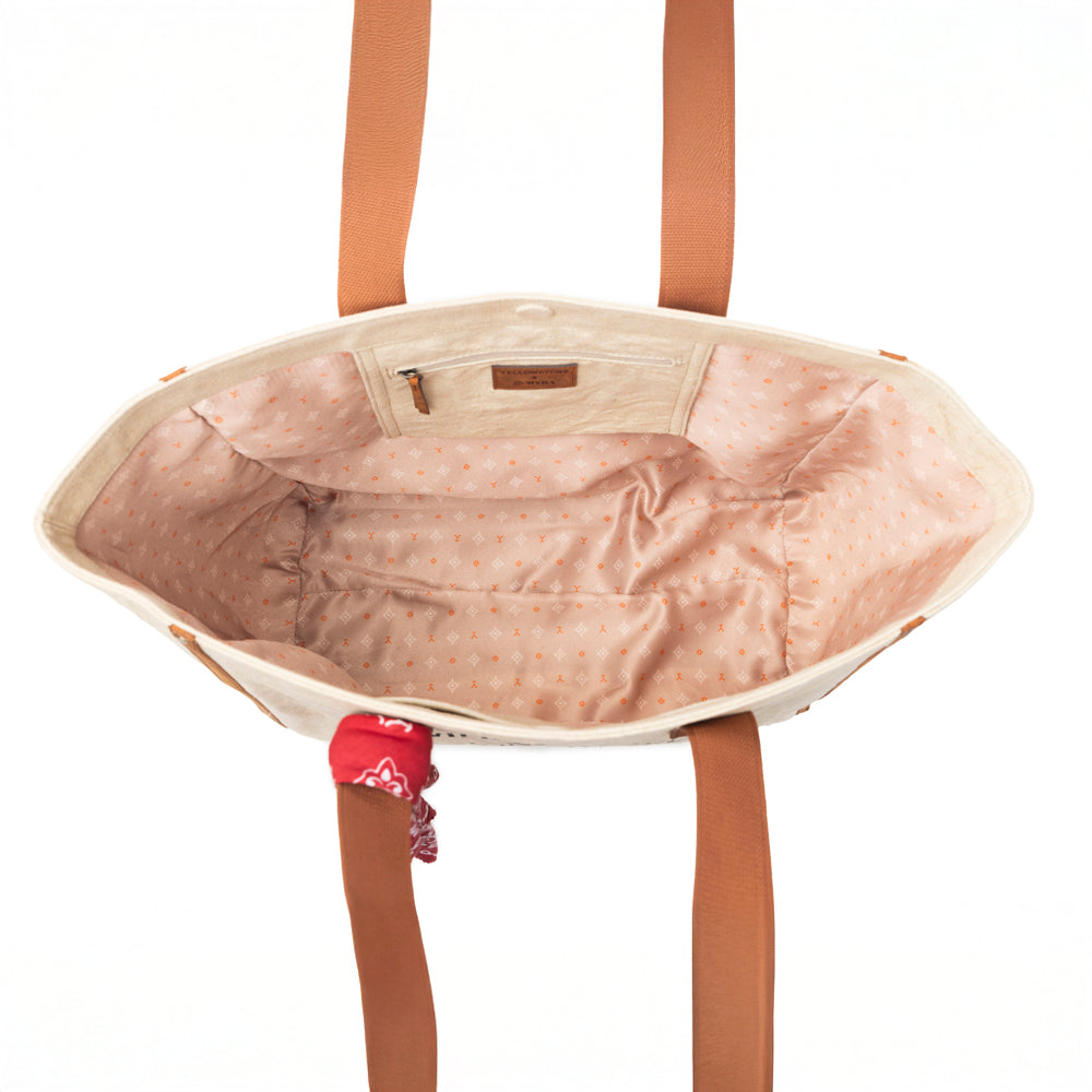 Yellowstone Creek Weekender Bag with Scarf Variant Combo