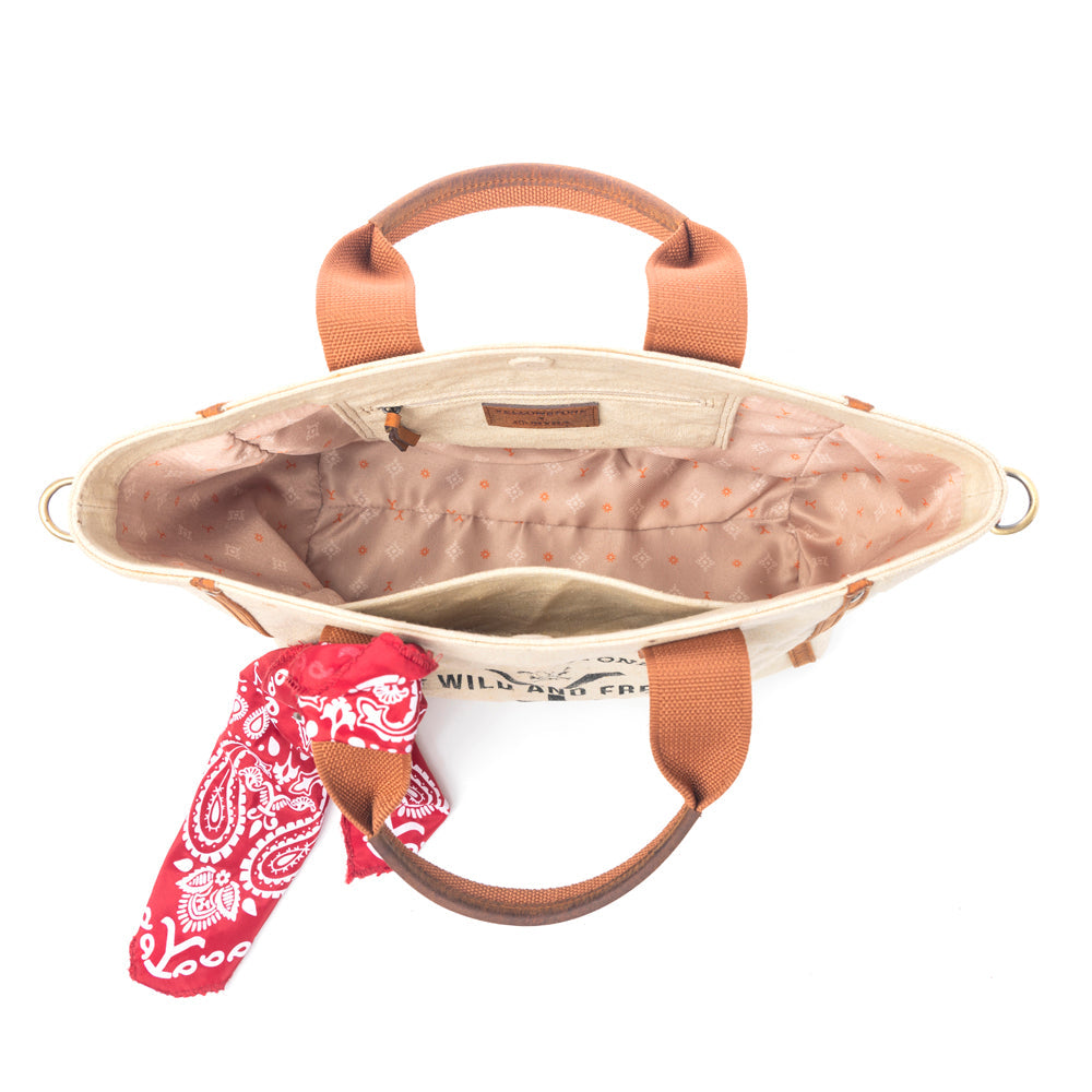 Yellowstone Echo Valley Ivory Crossbody Bag with Scarf