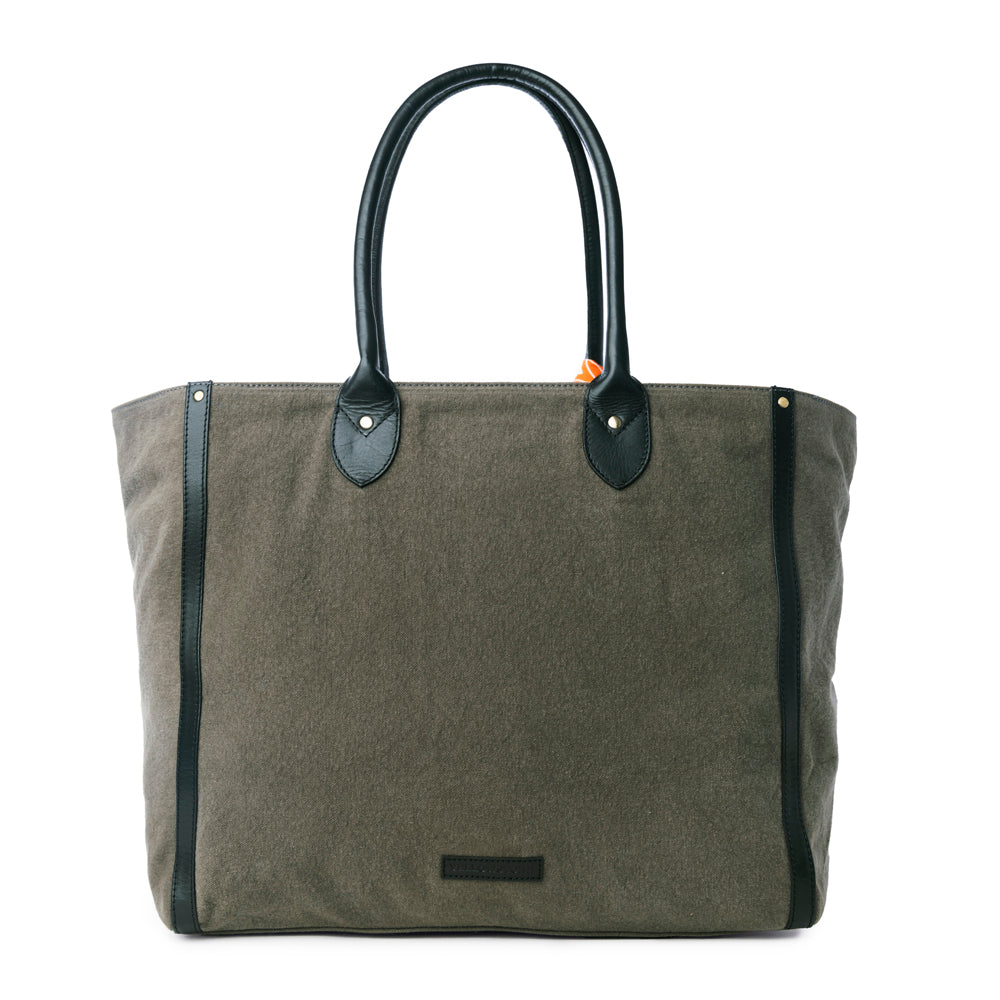 Yellowstone Velorra Weekender Bag with Scarf Variant Combo