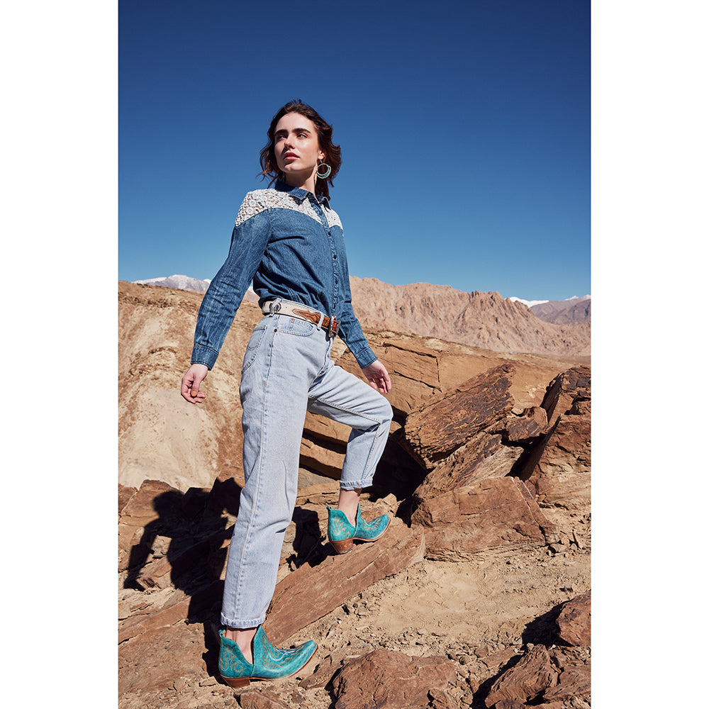 Cummerband Hand-Tooled Concho Women's Belt