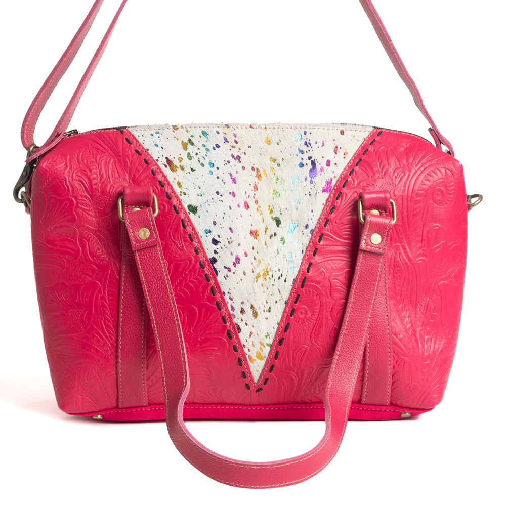 Tierra Vasta Duffle Bag in Magenta
