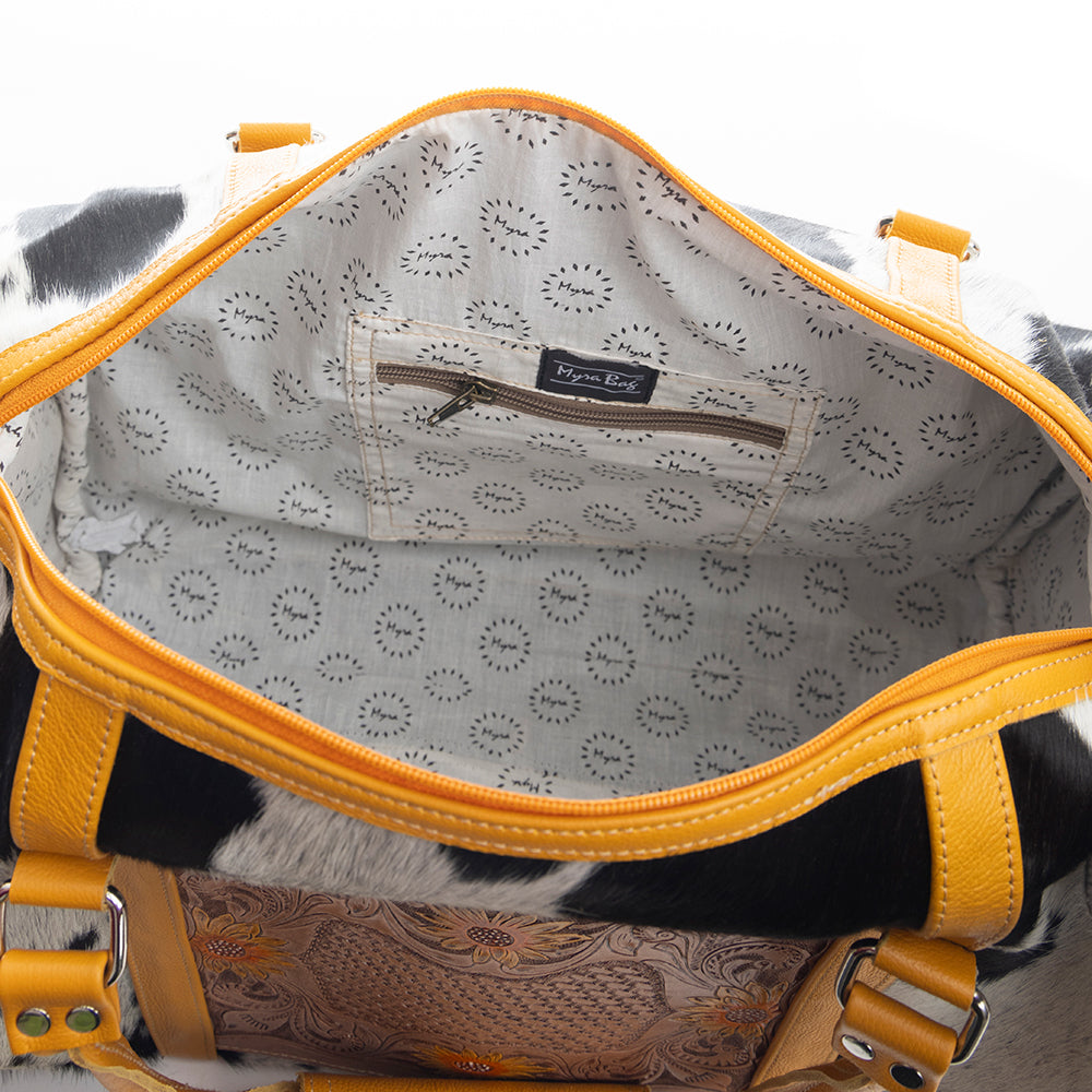 Darling Mesa Traveller Bag In Sunrise Yellow