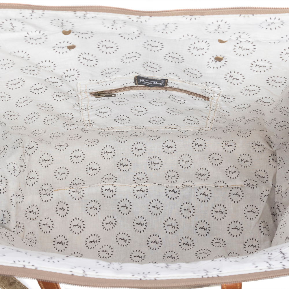 Queen Creek Weekender Bag in Sandstone