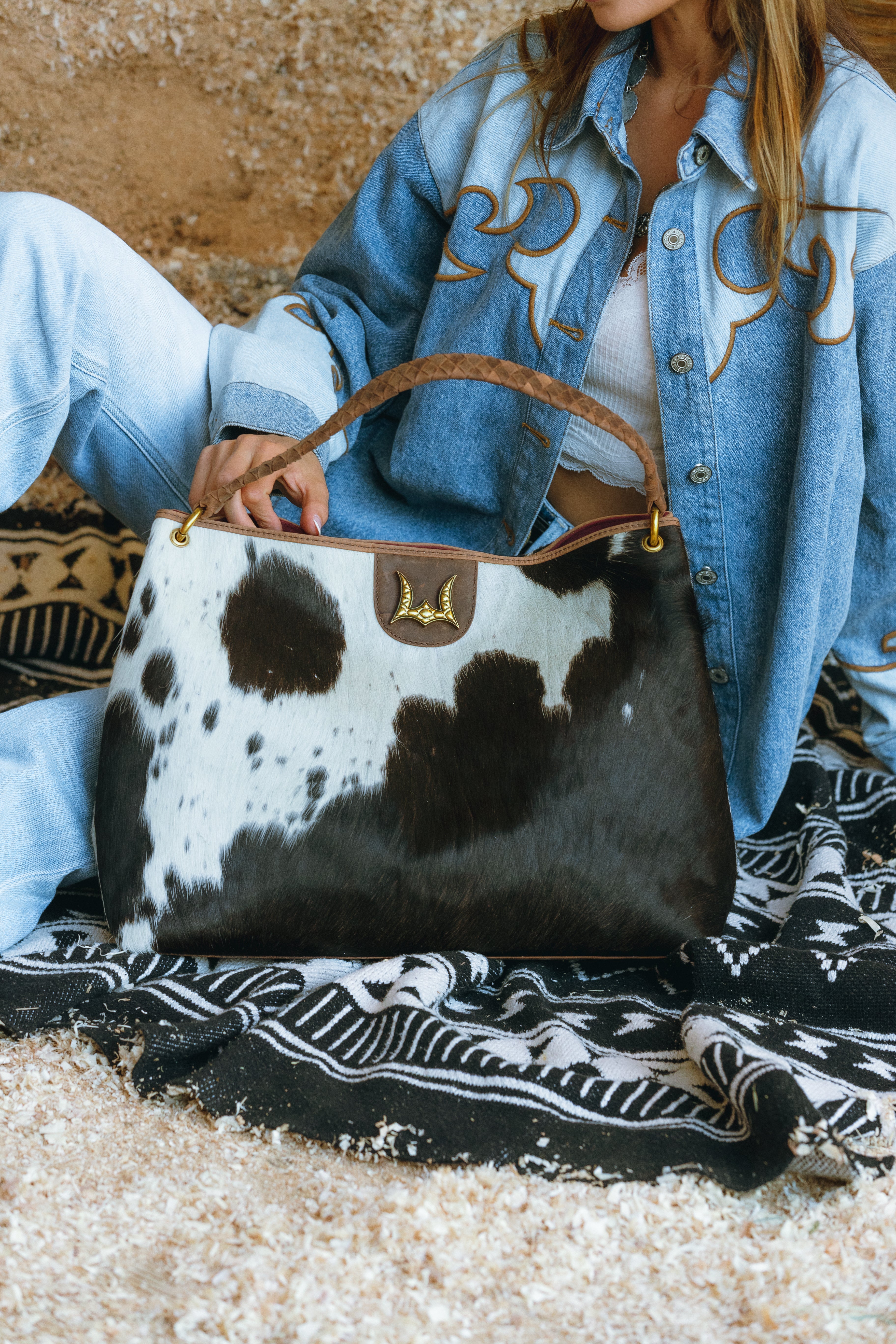 Lw Large Hobo Bag In Black & White Cowhide