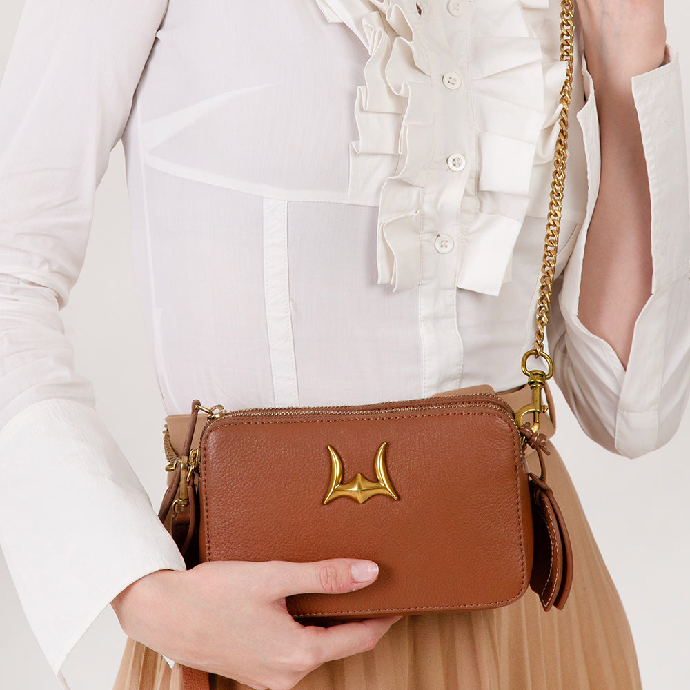 Shell Mini Purse Brown