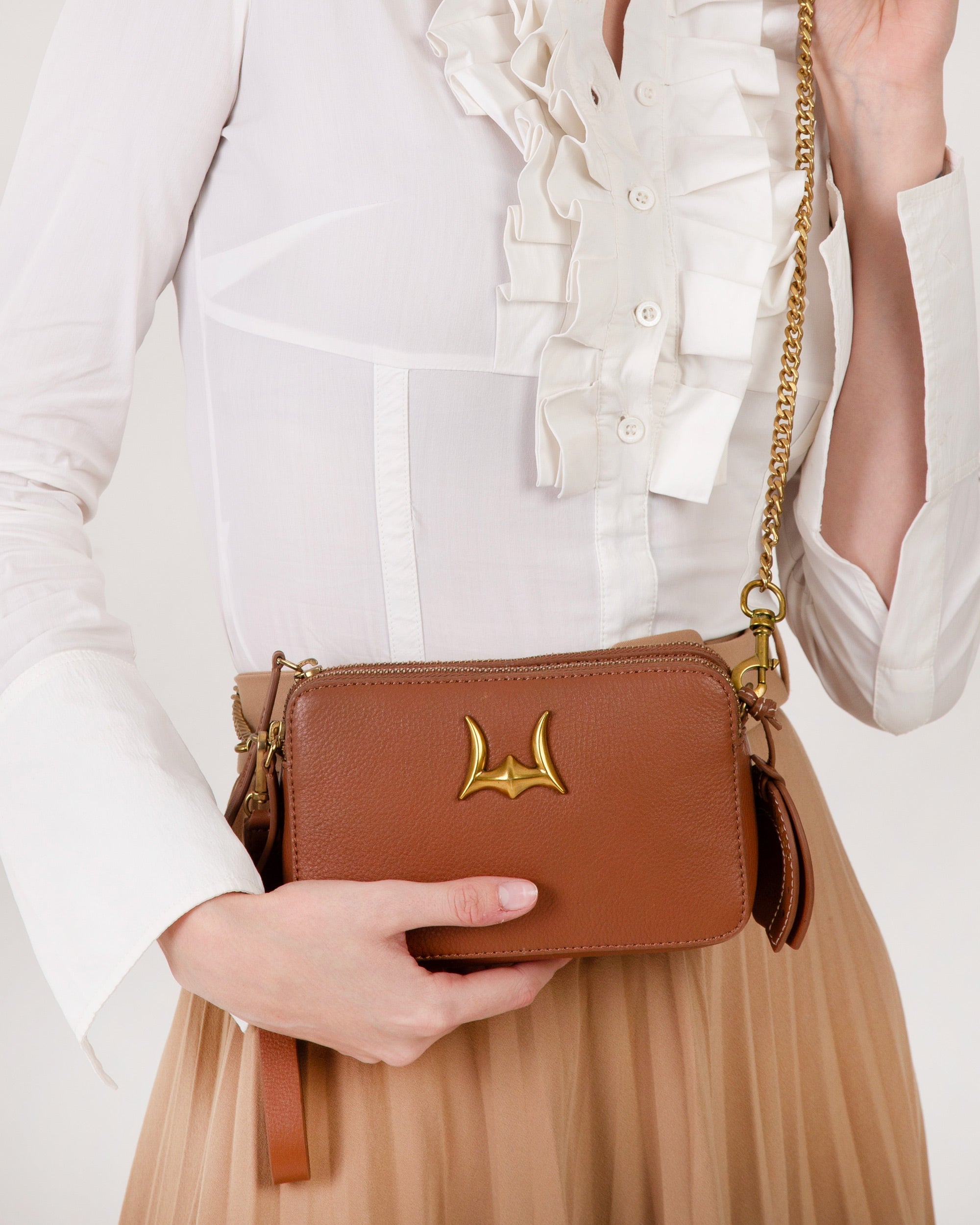 Shell Mini Purse Brown