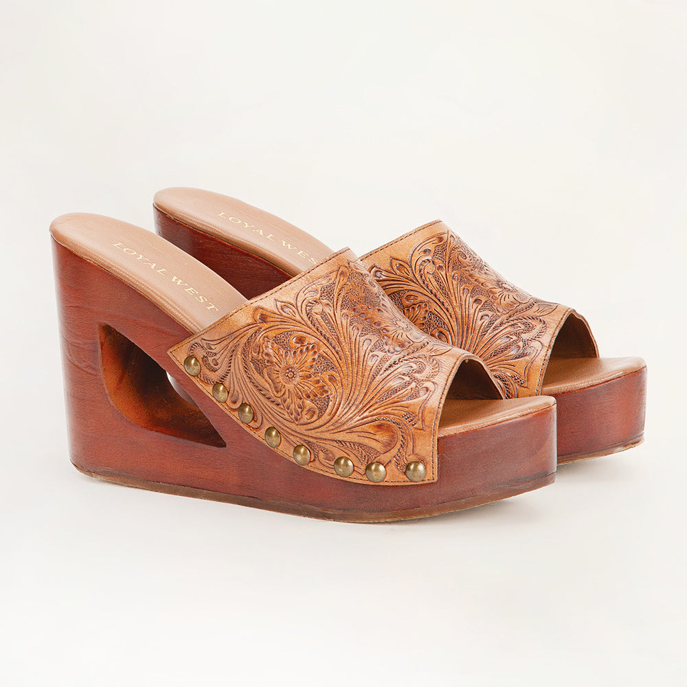 Desert Wanderer Sandals - Light Brown