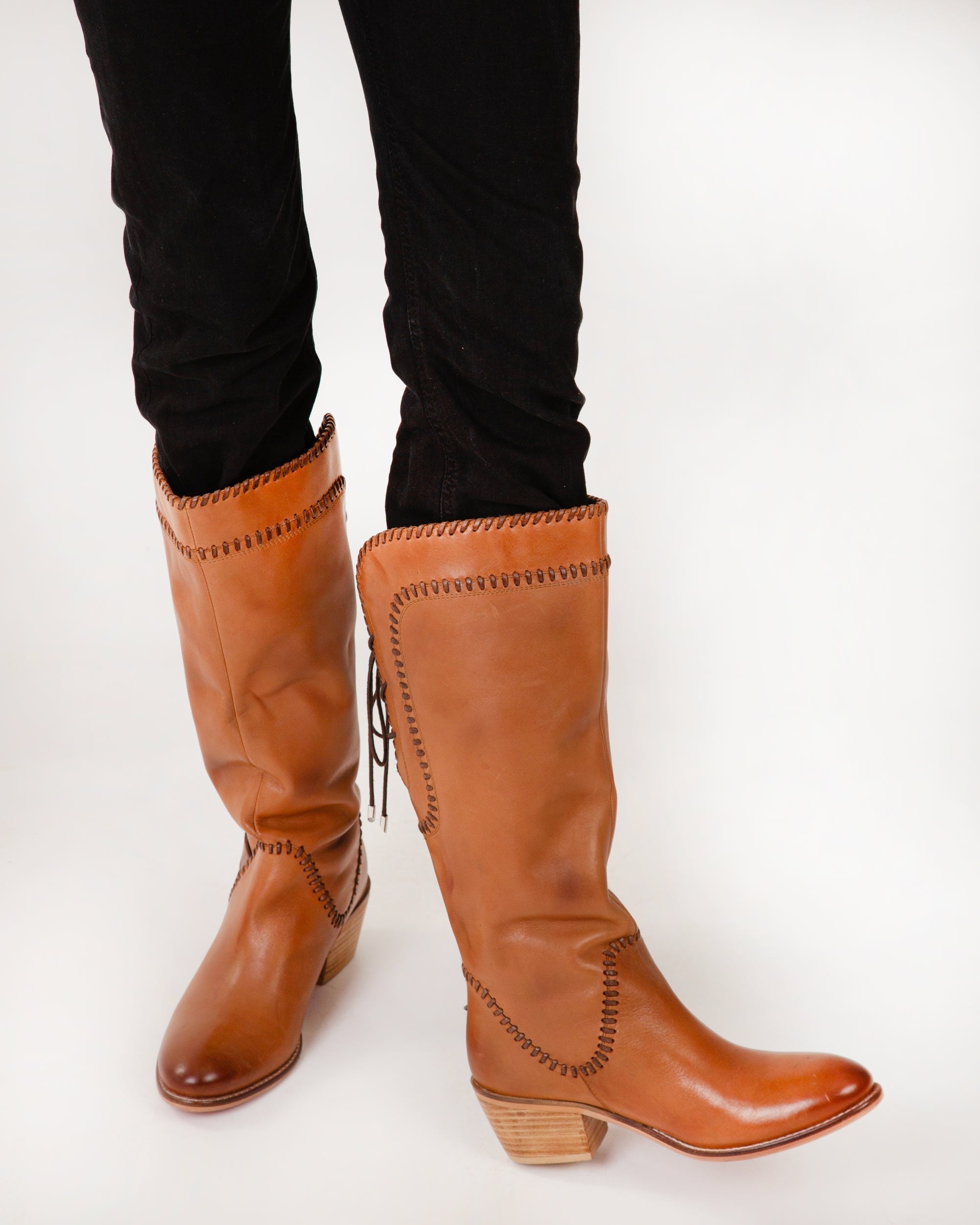 Dusty Trail High Boot In Calfskin