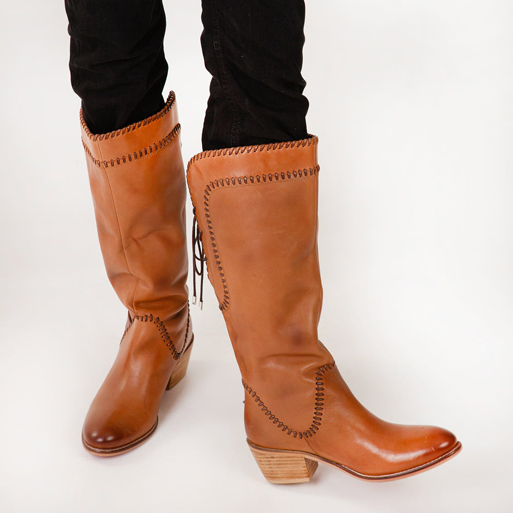 Dusty Trail High Boot In Calfskin