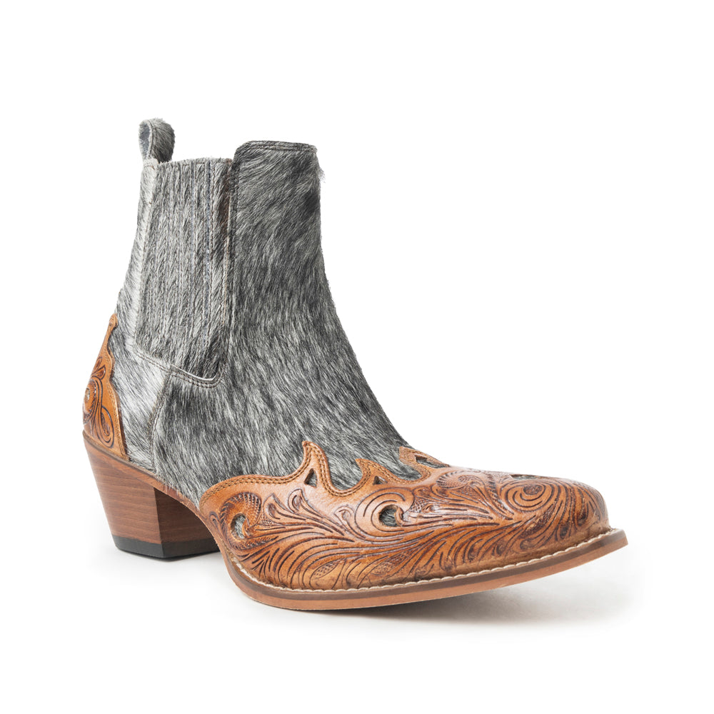 Twin Forks Booties In Black & White