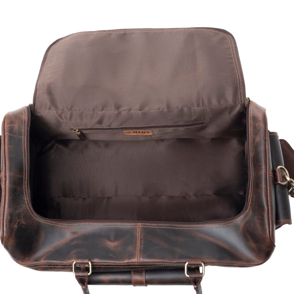 Thunderbird Tail Traveller Bag In Black