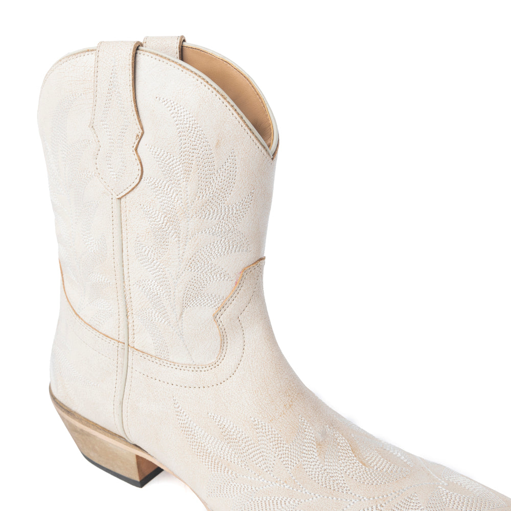 Desert Pearl Ankle Boots in Cream