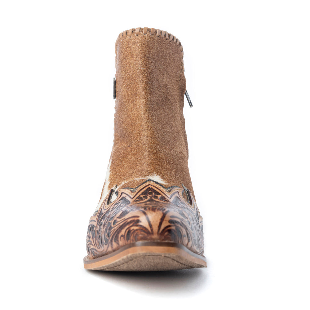 Mesa Hideaway Booties in Caramel