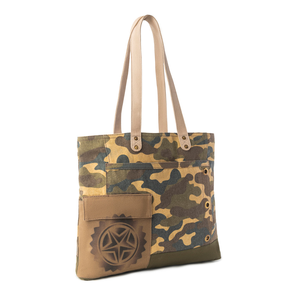 Ranger’s Day Tote Bag in Jungle Camo Green