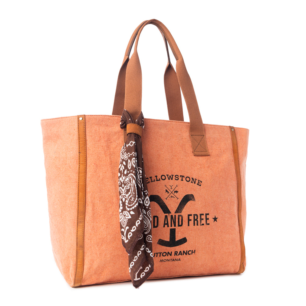 Yellowstone Amber Creek Weekender Bag with Scarf