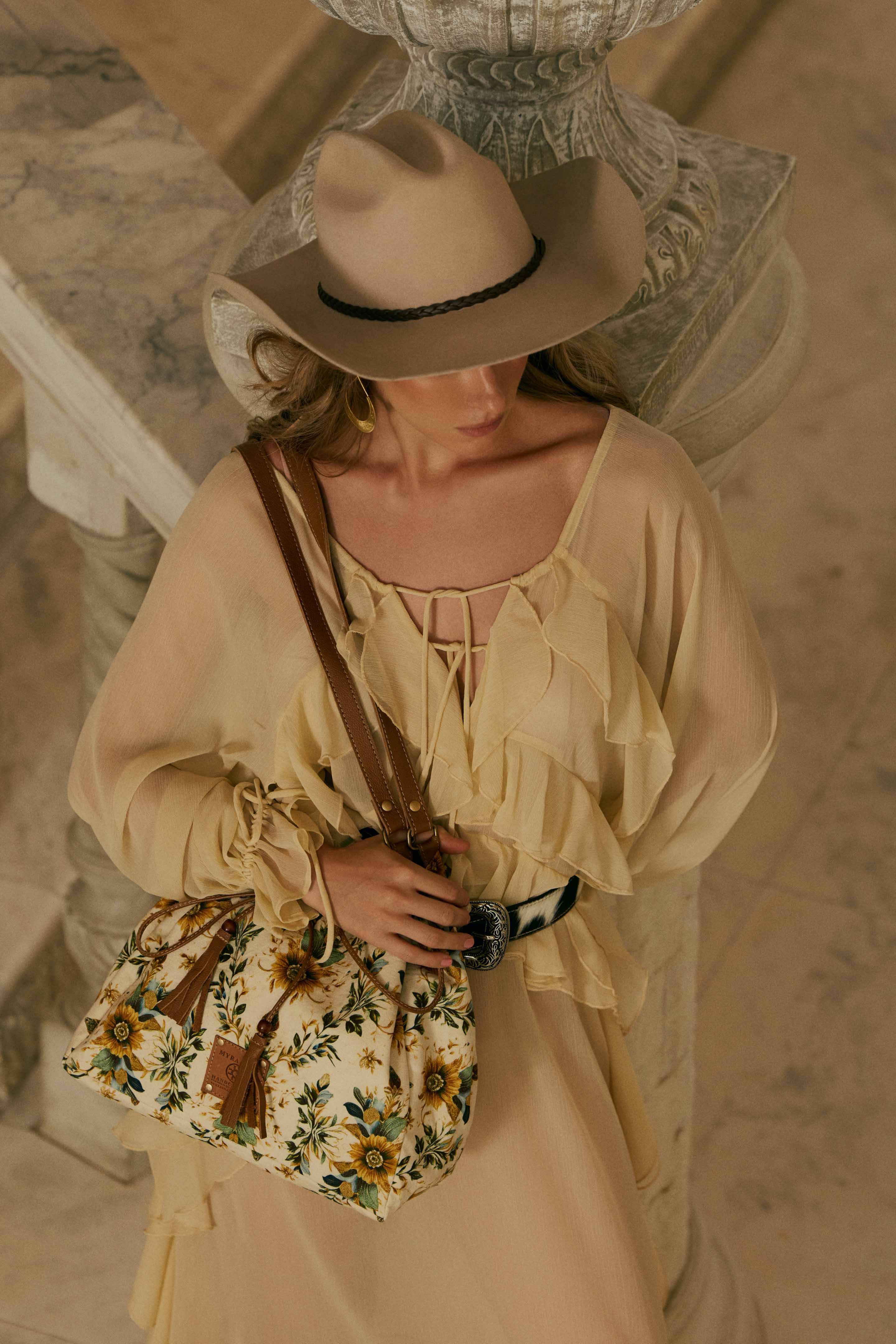 Southern Bloom Cotton & Leather Bucket Bag in Chestnut Beige