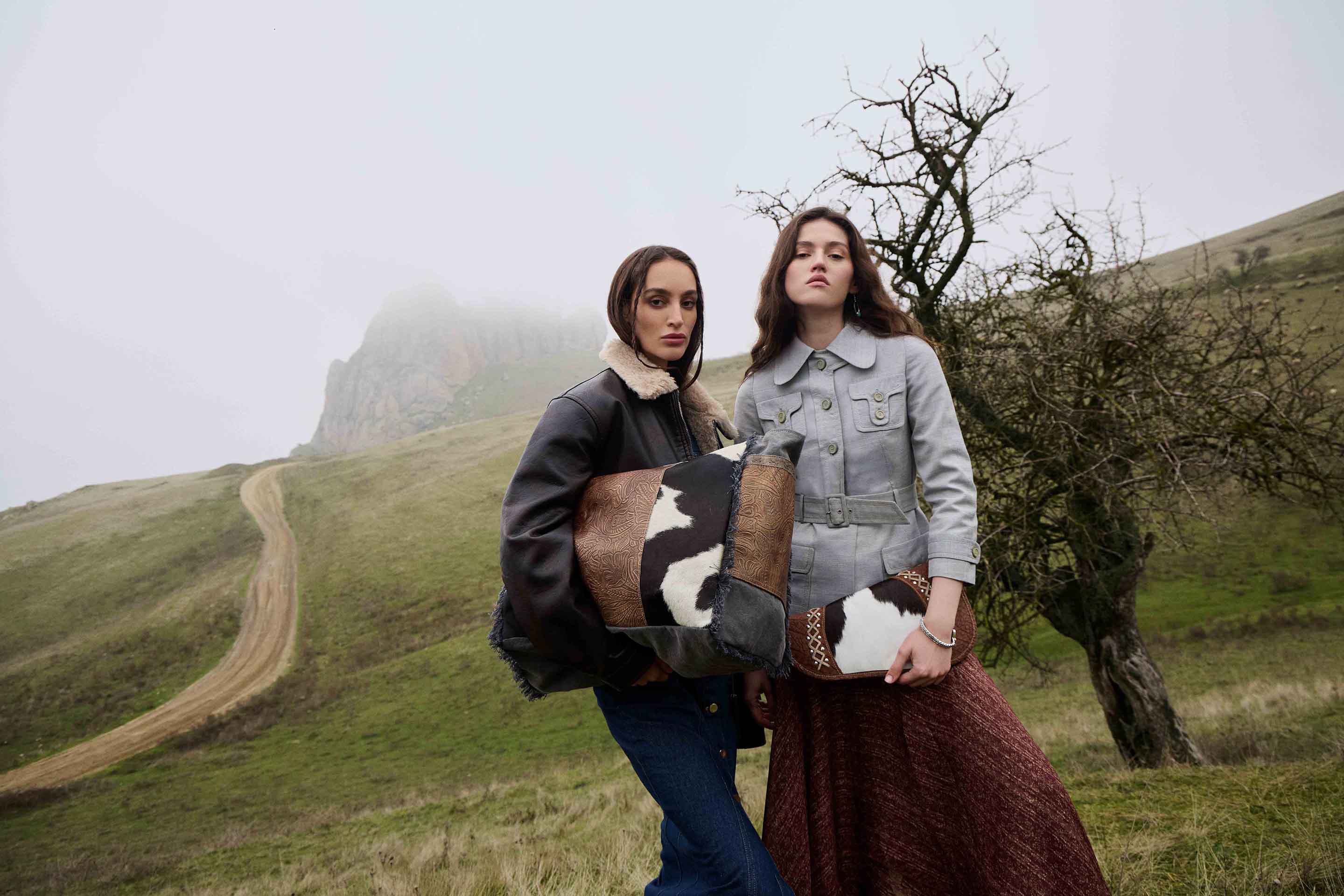 Myra Canyon Ridge Weekender Bag in Rustic Tan