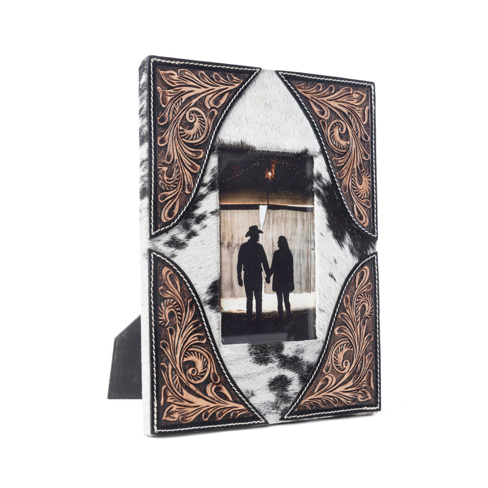 Sequoia Whisper Handtooled Leather Photo Frame in Espresso Cream