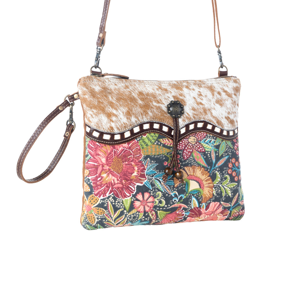 Dusa Small & Crossbody Bag